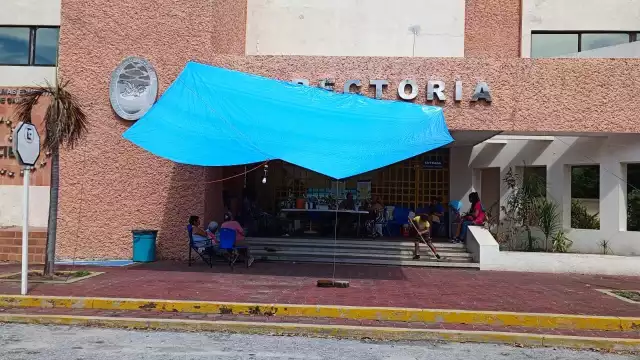 Los jubilados exigen el pago de sueldos atrasados