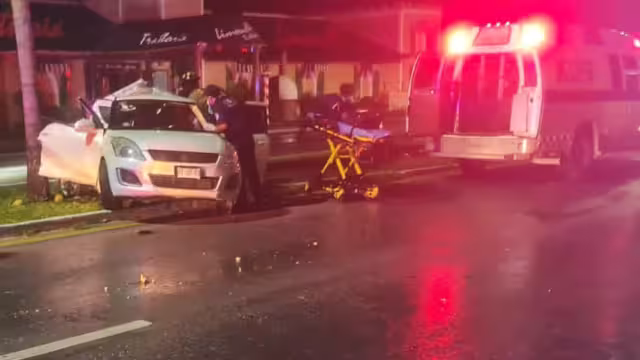 Al lugar llegaron paramédicos que confirmaron el deceso de la persona