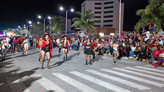 Carmelitas disfrutaron a lo grande el Carnaval de Ciudad del Carmen 2023