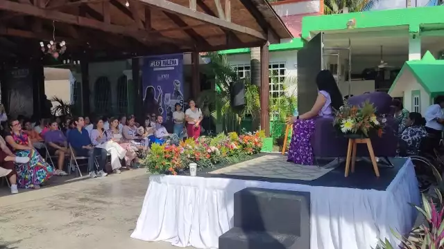 María Elena Ríos sostuvo una reunión en Playa del Carmen