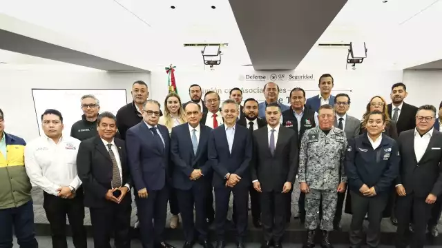 Las secretarías y asociaciones de transportistas conversaron sobre seguridad.