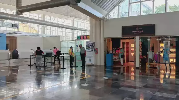 El aeropuerto de Campeche ha registrado en el mismo periodo a 115 mil 939 pasajeros