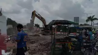 Tricicleteros aprovecharon y recolectaron el fierro usado