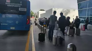 El Aeropuerto de Mérida registra buena afluencia de personas