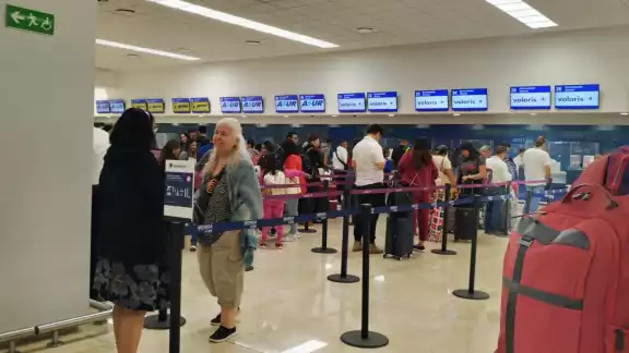 El aeropuerto de Mérida ya registró siete vuelos matutinos este sábado