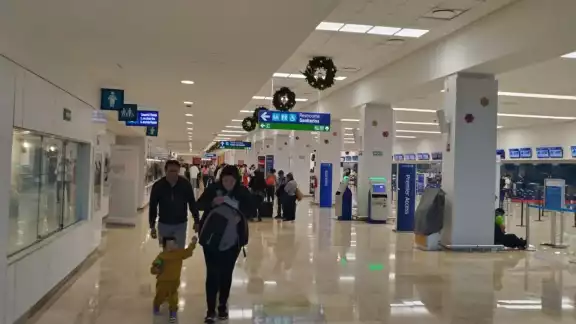 Los vuelos en el aeropuerto de Mérida han despegado con normalidad Los vuelos en el aeropuerto de Mérida han despegado con normalidad