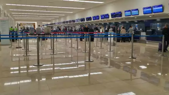 Los vuelos en el aeropuerto de Mérida han llegado con normalidad este viernes