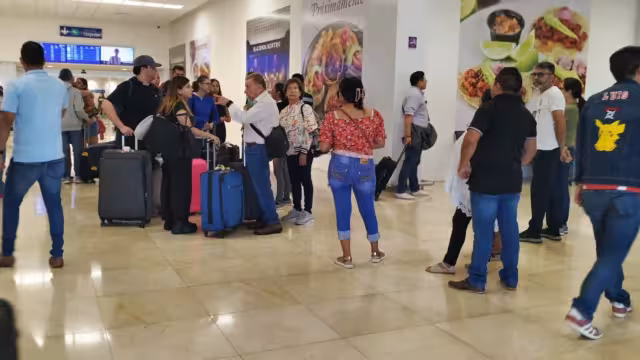 La movilidad ha aumentado en el aeropuerto de Mérida por las vacaciones de Verano