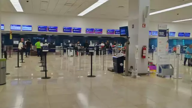 La baja afluencia en el aeropuerto de Mérida comenzó desde la mañana
