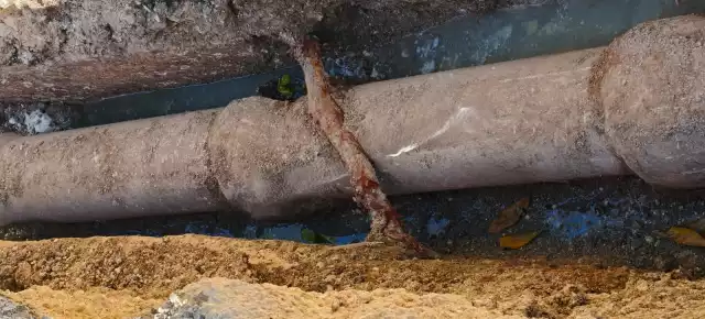 Desde hace meses, residentes de San Miguel habían reportado olores fétidos y afectaciones al pozo kárstico del parque Solidaridad