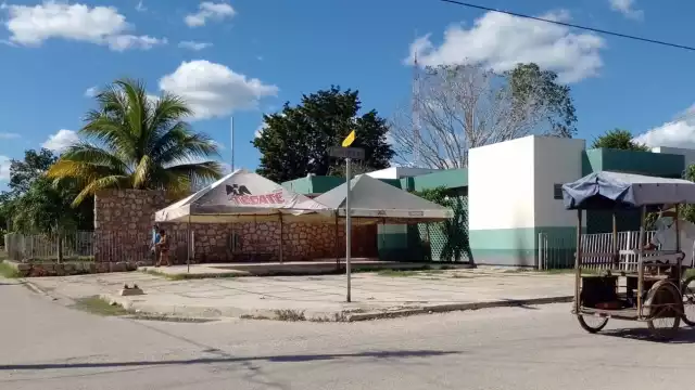 Por la demanda de servicios clínicos, los establecimientos entregan fichas para tener un control del número de solicitantes