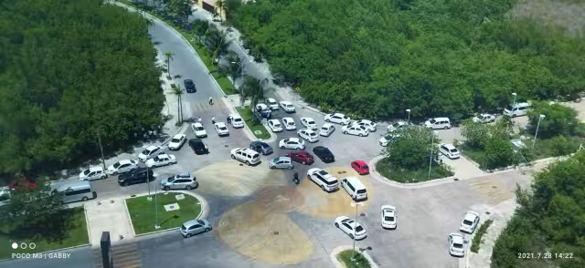 Manifestación bloquea calles de la ciudad de Cancún