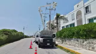 CFE deja a casi mil familias sin luz en Isla Mujeres