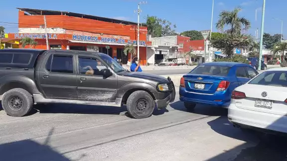 Afortunadamente, no hubo personas lesionadas durante el accidente Afortunadamente, no hubo personas lesionadas durante el accidente