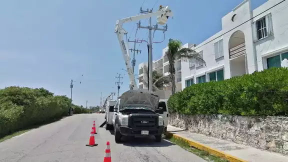 La suspensión se dio a las 7:30 horas y hasta las 12:00 del día no se había restablecido