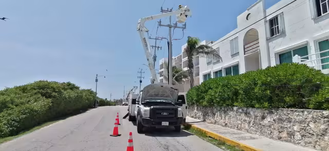 La suspensión se dio a las 7:30 horas y hasta las 12:00 del día no se había restablecido