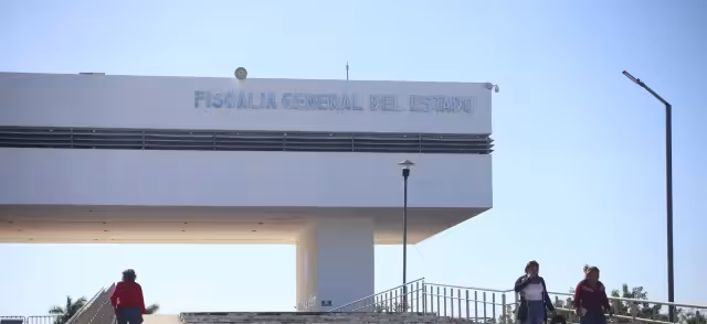 La mujer deberá de mantener medidas cautelares