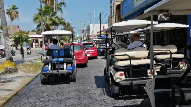 Miembros de la iniciativa privada solicitaron recuperar la imagen del malecón .