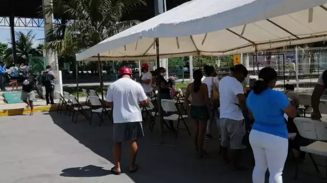 La mujer fue llevada al Hospital Integral de Isla Mujeres