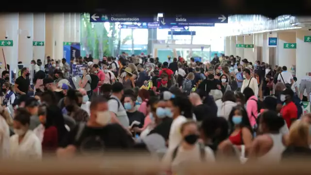 Quintana Roo pasó a la segunda etapa del Semáforo verde, lo que indica que no hay restricciones en los aforos