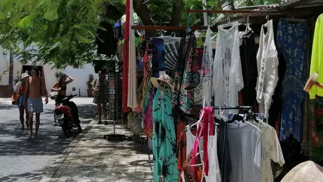 El Mercado La Pulga lo construyeron en 1993 y no lo han rehabilitado