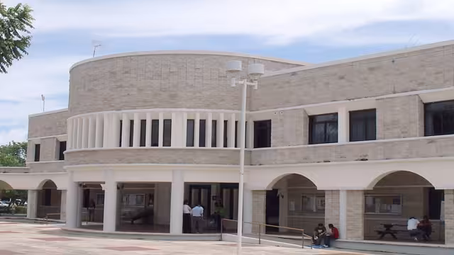 La Honorable Junta Directiva de la Uaqroo tomó la determinación de modificar el calendario de la convocatoria