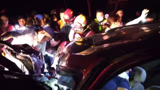 Fuerte accidente quita la vida a una mujer y lesiona a un hombre