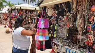 Los dueños de los puestos han denunciado en reiteradas ocasiones que desde el cambio de director en la Policía de Cozumel, se eliminaron los rondines de vigilancia