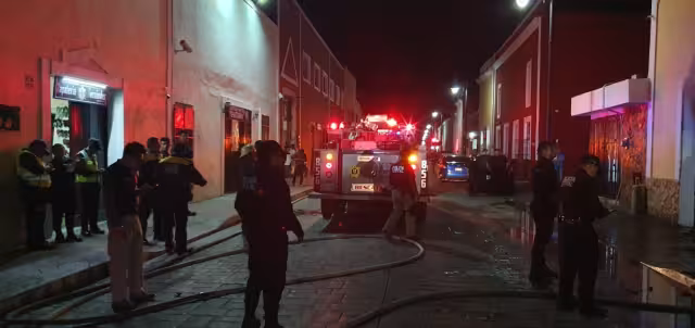 El establecimiento se dedica a la venta de hilos para hamaca, telas y manteles