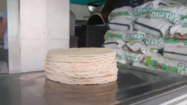 El sector industrial señaló que el ajuste al precio de la tortilla fue debido al alza continua en las materias primas con las que trabajan de manera diaria