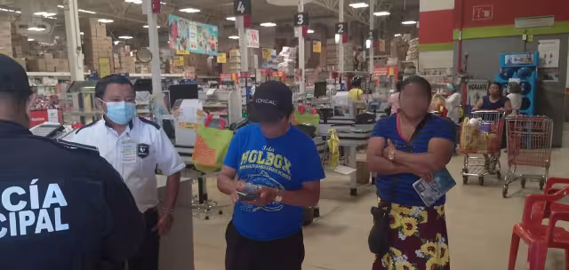 Cajera de una cadena de tiendas detectó un billete de 500 apócrifo en Tizimín