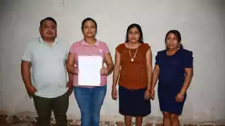 Funcionarios del Ayuntamiento de Tahdziú acusan al Alcalde de malos manejos de programas públicos