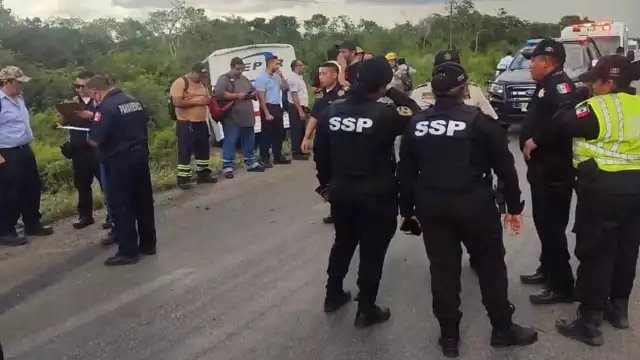 Guiador de una Ford y trabajadores de una empresa cervecera fueron trasladados a un hospital