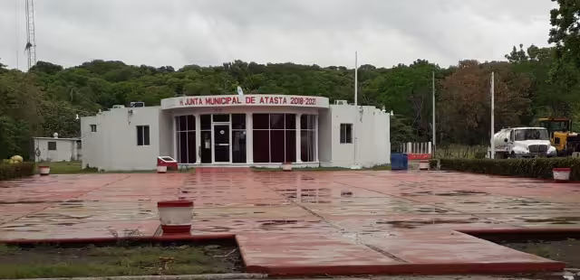 Inconformidad por proyecto estatal del alcalde de Carmen rumbo a 2027
