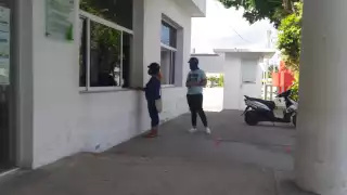 La agraviada teme por su integridad y la de sus hijos