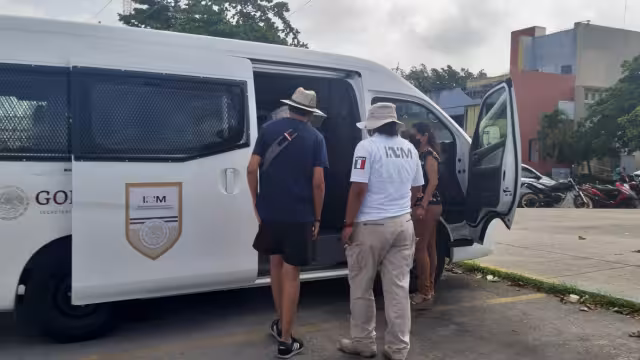 Los colombianos exhibieron los abusos de los que fueron víctimas por el personal del INM en Cozumel