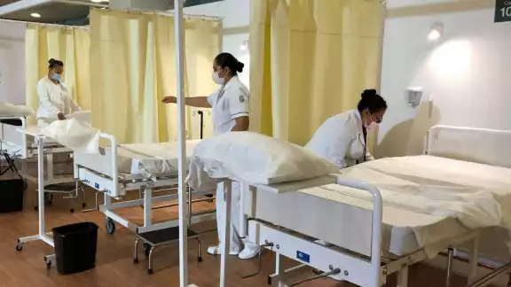 Las camas para atender pacientes con COVID-19 se encuentran disponibles Las camas para atender pacientes con COVID-19 se encuentran disponibles