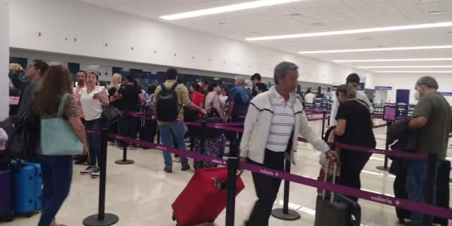 Un vuelo fue cancelado este jueves