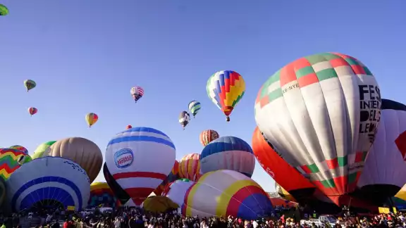 Inauguran Festival Internacional del Globo de León 2023