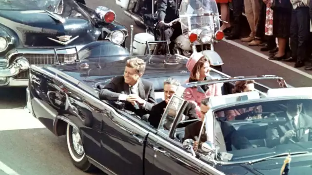 Desclasifica miles de documentos sobre el asesinato de Kennedy