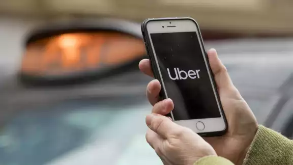 La mayoría de los turistas tanto nacionales como extranjeros están acostumbrados a usar apps de servicio de transporte