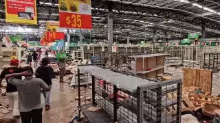 Varias tiendas fueron saqueadas en Acapulco