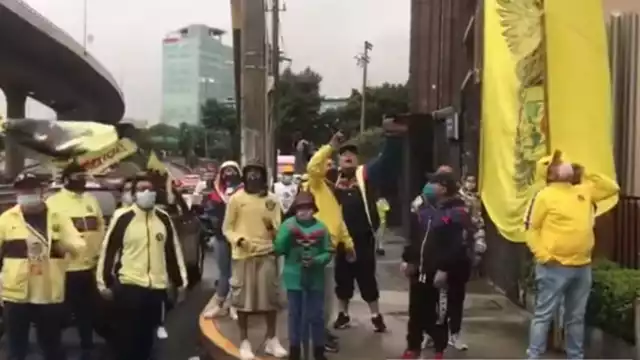 Aficionados se dieron cita para apoyar al club Foto: Captura de video