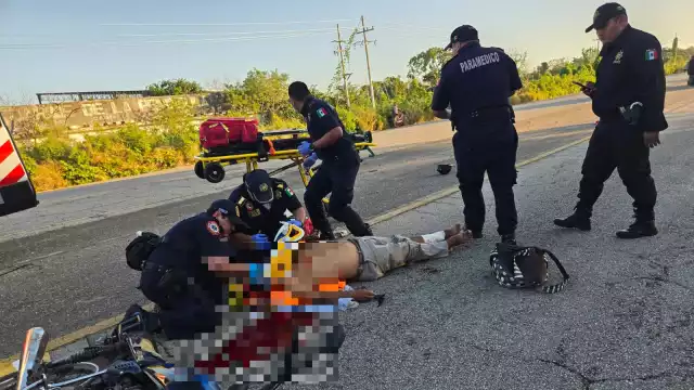 El motociclista fue trasladado al IMSS de Motul