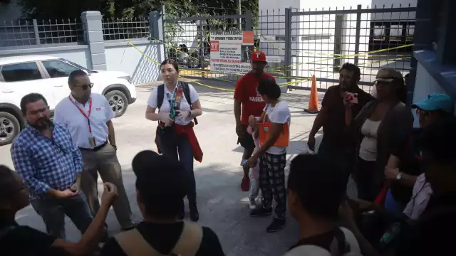 Derechohabientes se quejan de retraso en la entrega viviendas en cuatro fraccionamientos