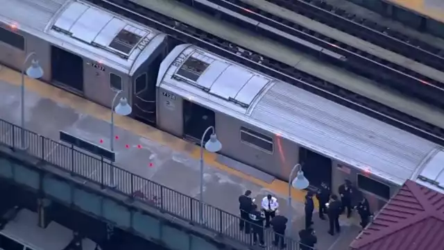 Una mujer habría muerto en el tiroteo en el Metro de Nueva York