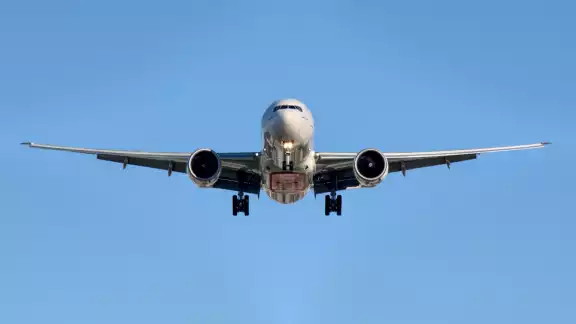 Pasajeros tuvieron que retrasar sus vuelos y otros fueron cancelados