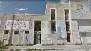 La exClínica Peninsular se encuentra completamente abandonada