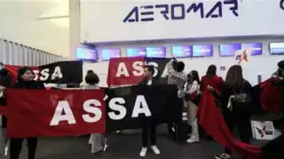 Empleados de Aeromar en huelga