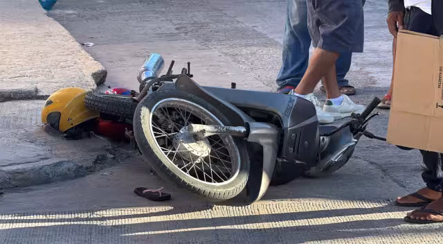 Tres personas heridas, incluyendo un menor de tres años, tras un accidente vial en el barrio de San José